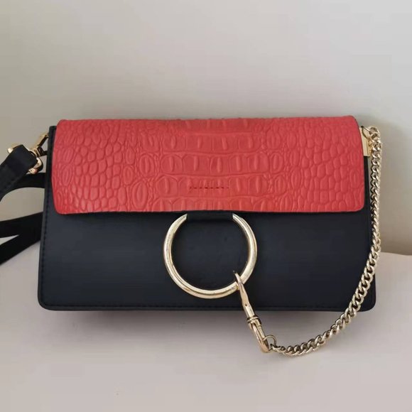 Real leather Crossbody bag in Red and Black - Picture 1 of 2